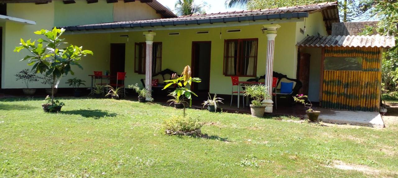 Green Villa Hikkaduwa Exterior photo